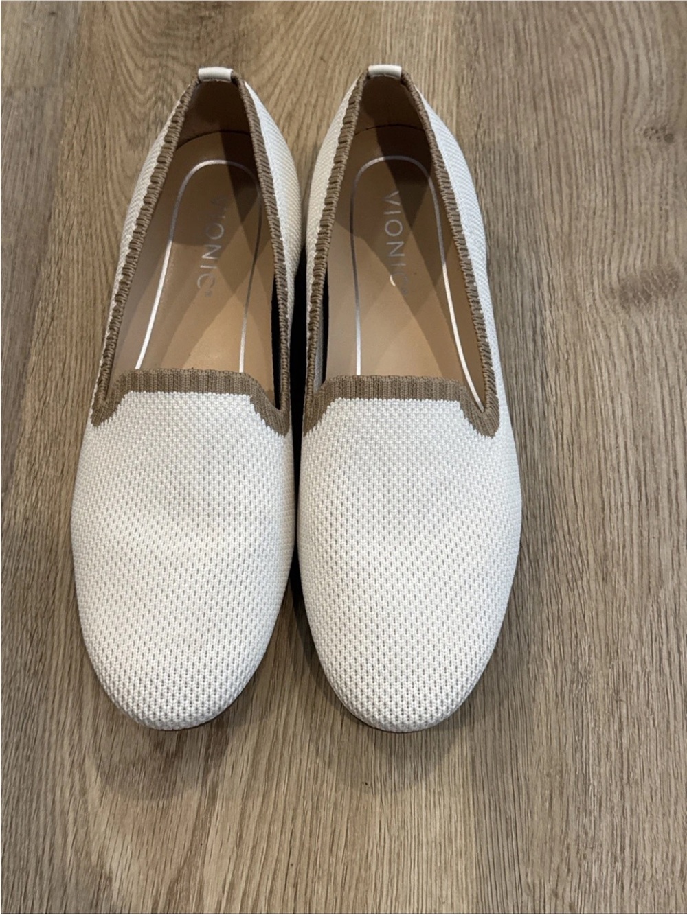 Vionic Womens Willa Knit Loafers Cream/Camel Trim Comfort Old Money Size 7 EUC - Picture 6 of 13